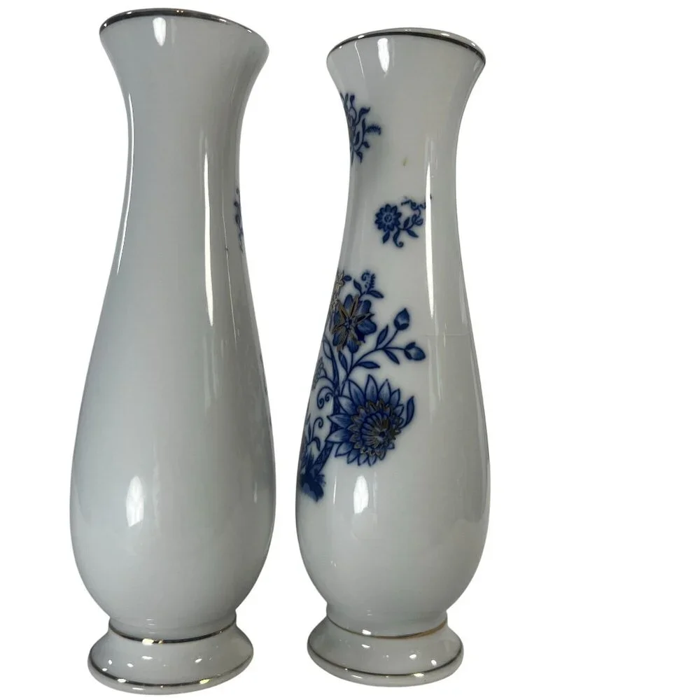Norleans Japan 2 Hand painted Gilded Blue‎ White Floral Porcelain Vases READ